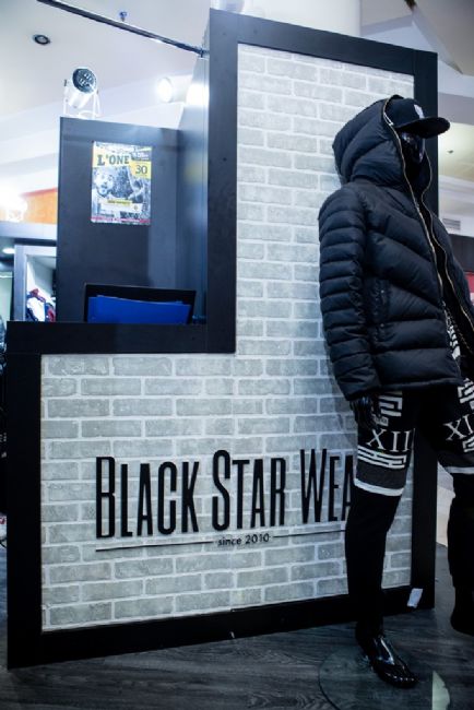    Black Star